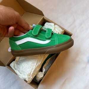 Toddler Vans - brand new !!